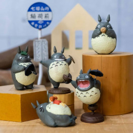 My Neighbor Totoro Mini figúrkas Totoro 2 5 cm Display (6) - Poškodené balenie !